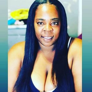 Meet your Posher, Ayesha